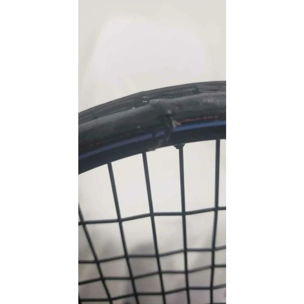Head Tennis Racket with Carrying Cover - Picture 4 of 4